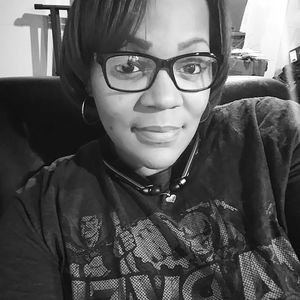 Meet your Posher, Nelladee